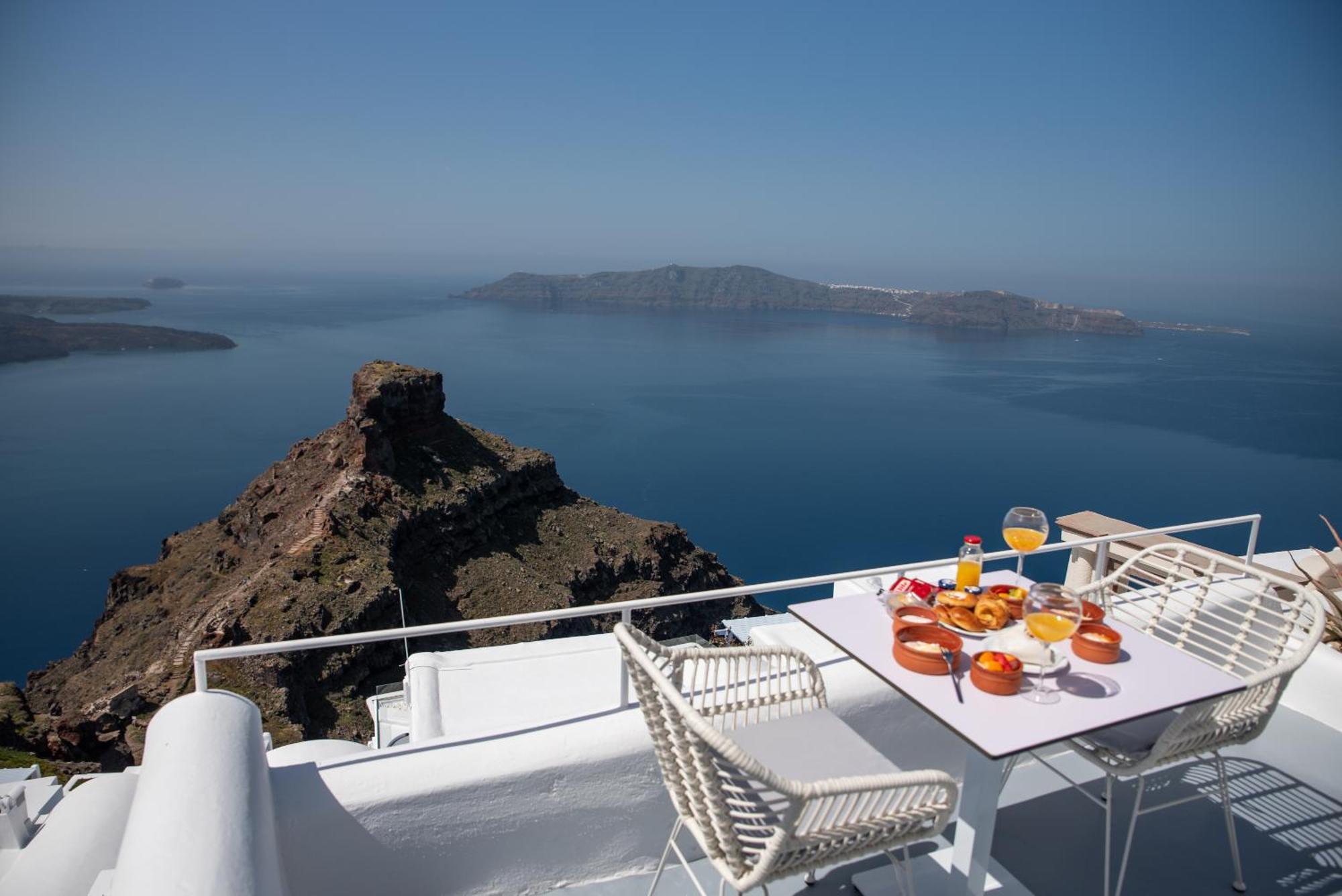 Heavens Edge Hotel อิเมโรวิยอน ภายนอก รูปภาพ