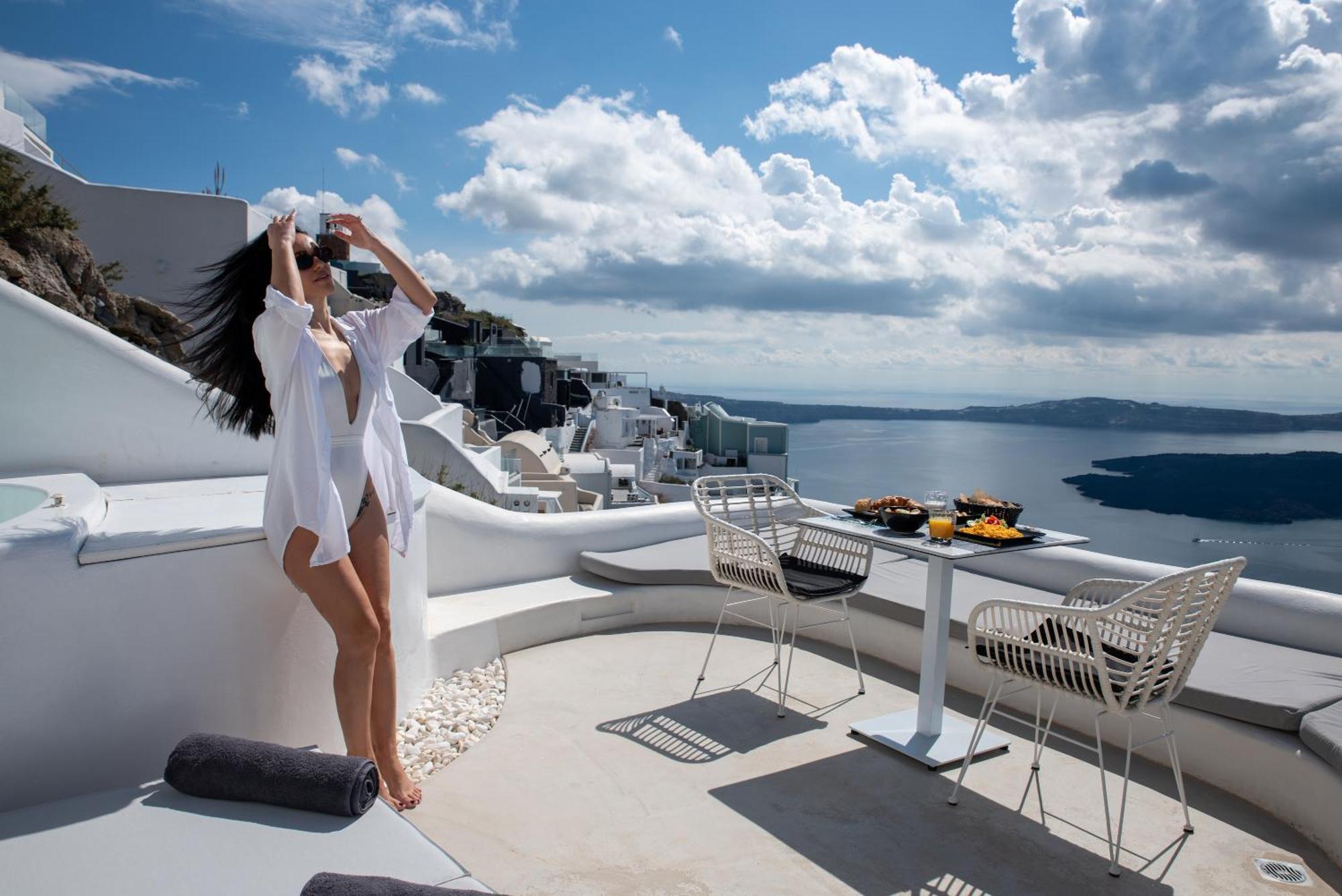 Heavens Edge Hotel อิเมโรวิยอน ภายนอก รูปภาพ