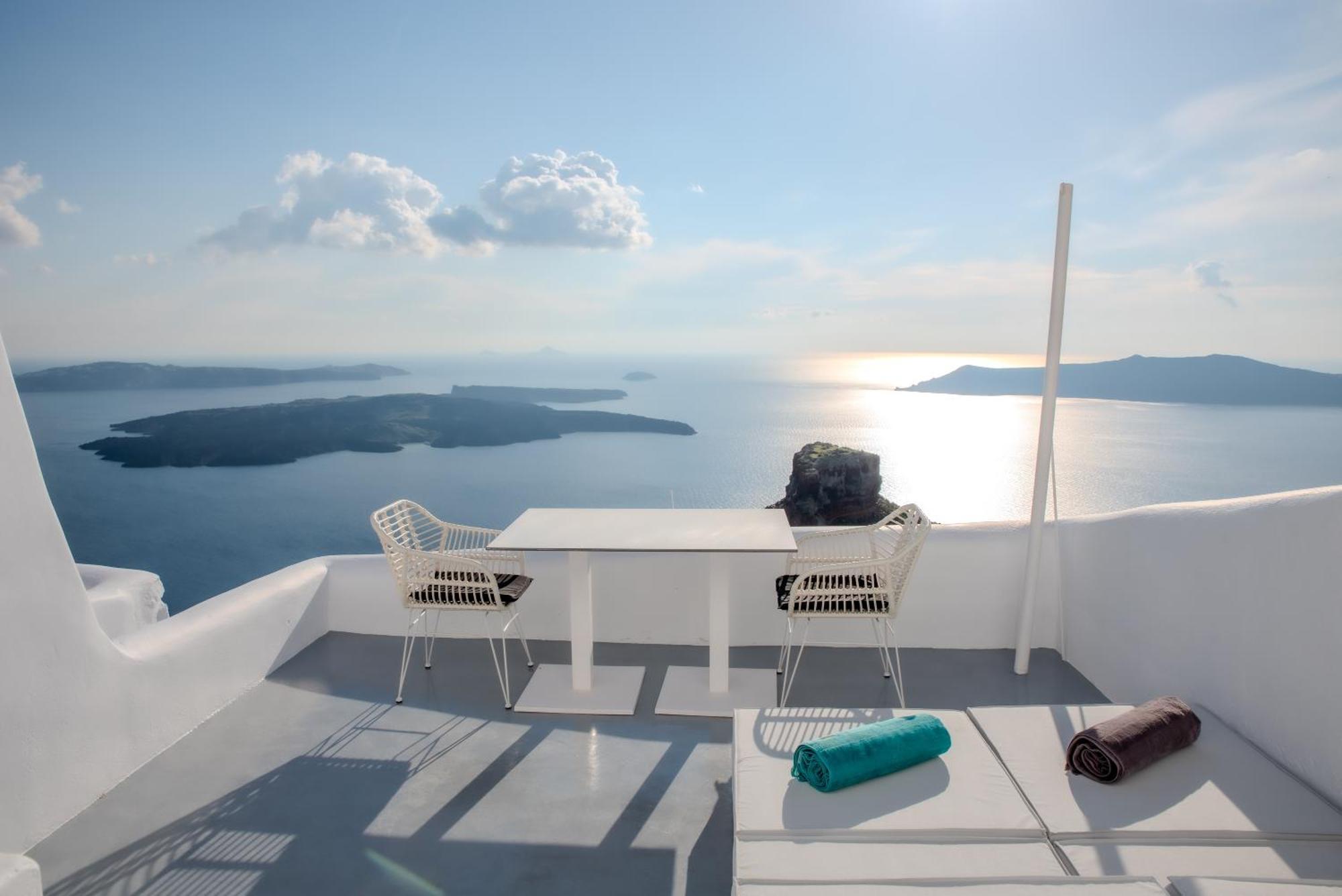 Heavens Edge Hotel อิเมโรวิยอน ภายนอก รูปภาพ