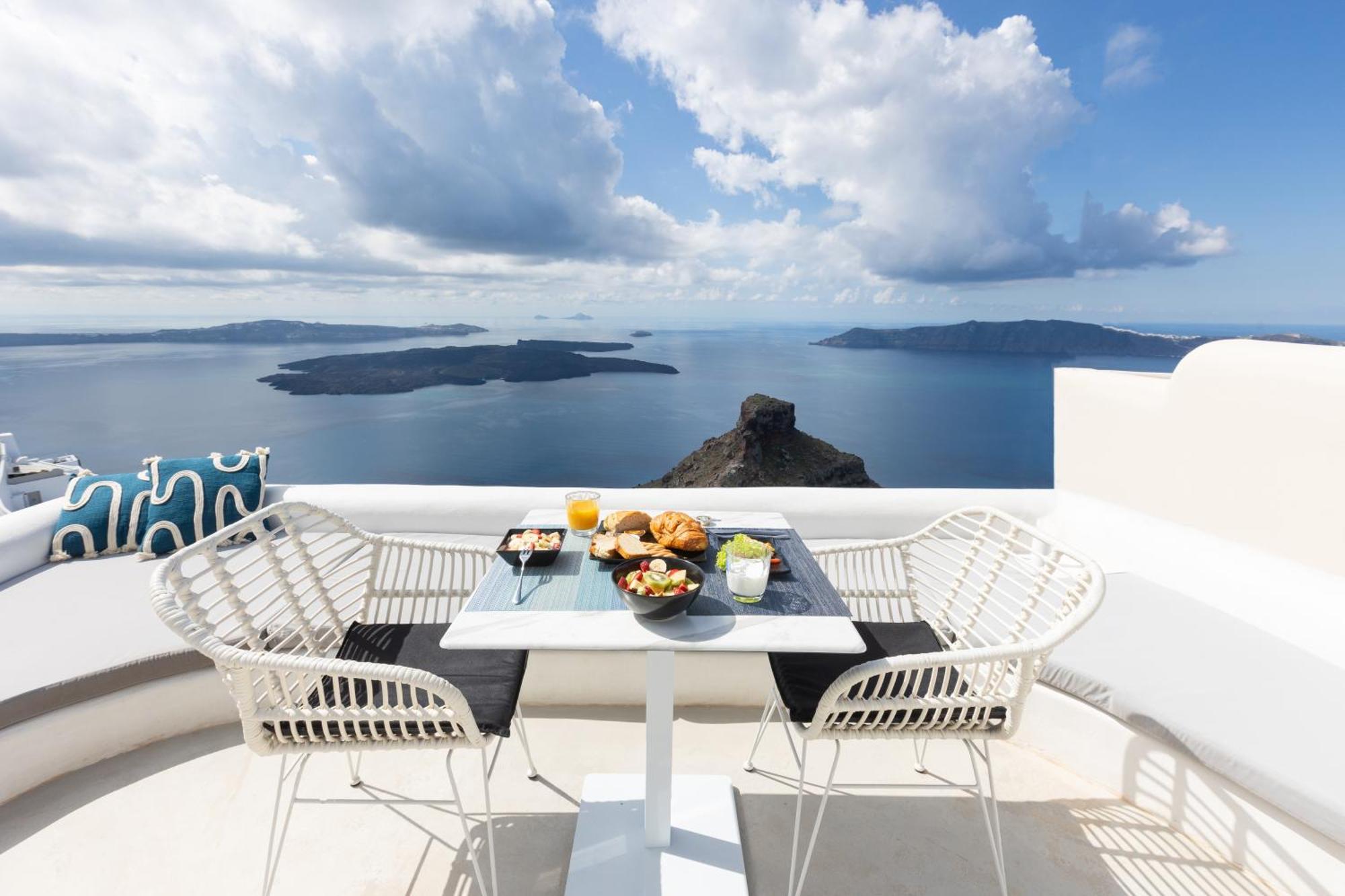 Heavens Edge Hotel อิเมโรวิยอน ภายนอก รูปภาพ