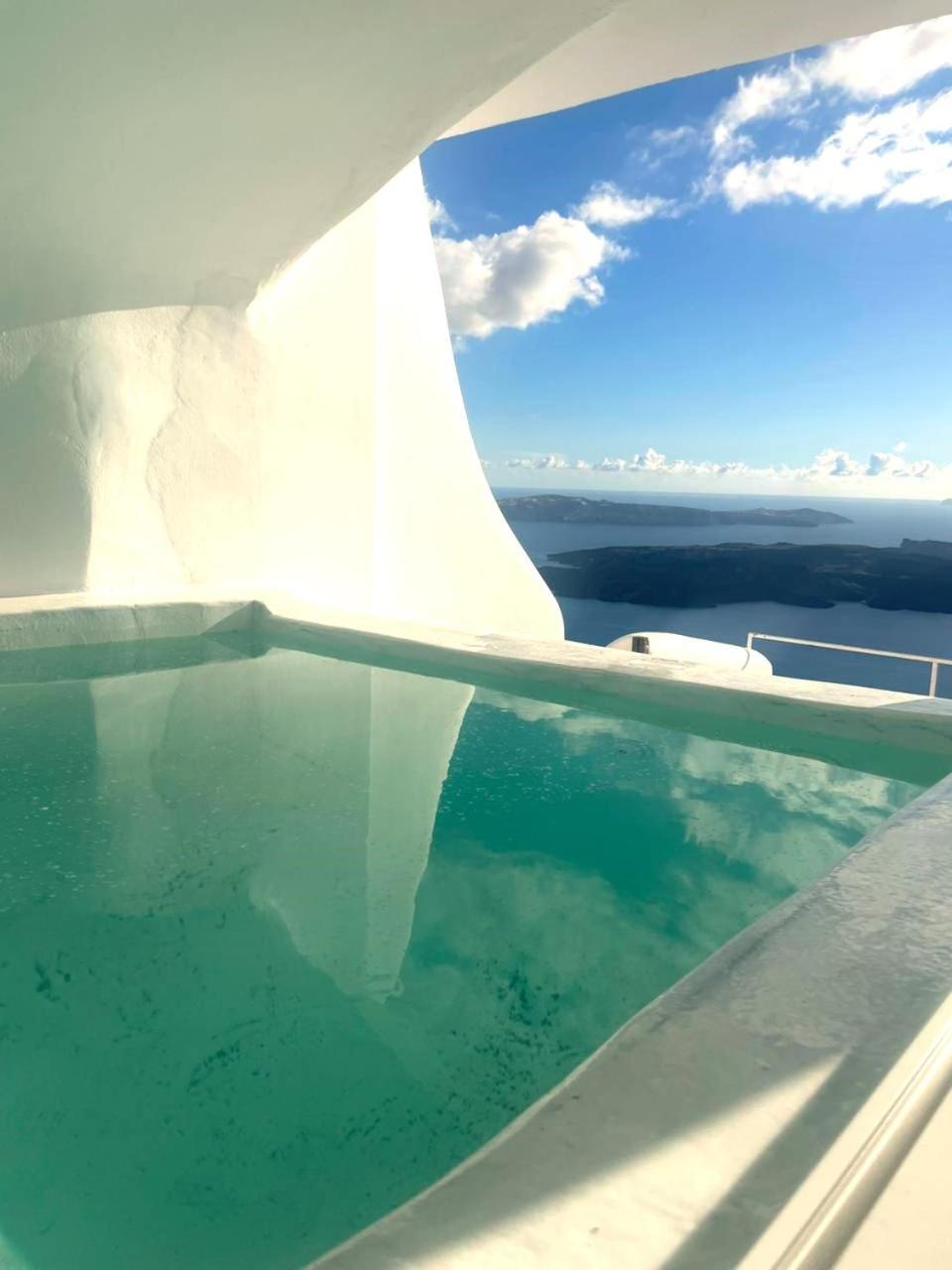 Heavens Edge Hotel อิเมโรวิยอน ภายนอก รูปภาพ